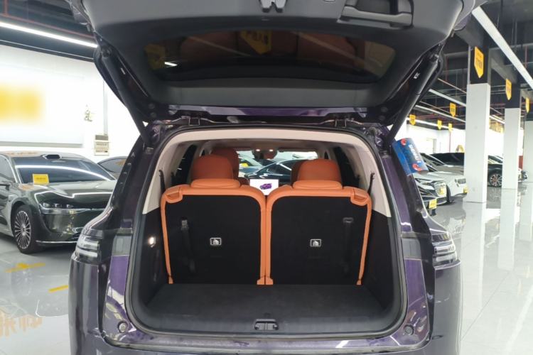 Used Leapmotor C16 2024 Range-Extended 200 Luxury Edition Trunk