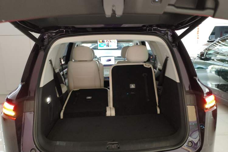 Used Leapmotor C16 2024 Range-Extended 200 LiDAR Edition Trunk