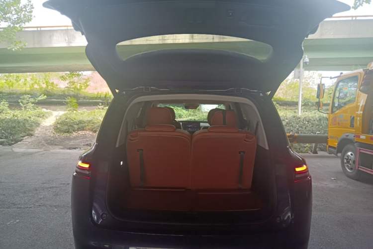 Used Leapmotor C16 2024 Range-Extended 200 LiDAR Edition Trunk