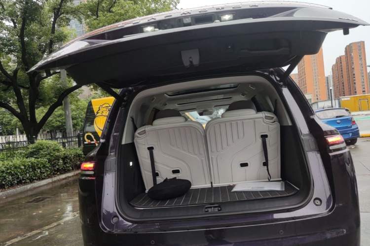 Used Leapmotor C16 2024 Range-Extended 200 LiDAR Edition Trunk