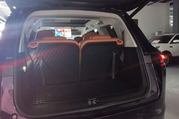 Used Leapmotor C16 2024 Pure Electric 520 Deluxe Edition Trunk