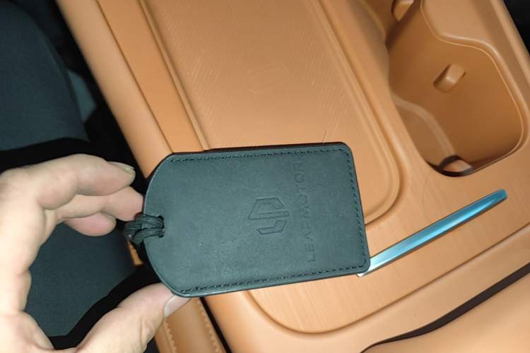 Used Leapmotor C16 2024 Range-Extended 200 LiDAR Edition Vehicle Key