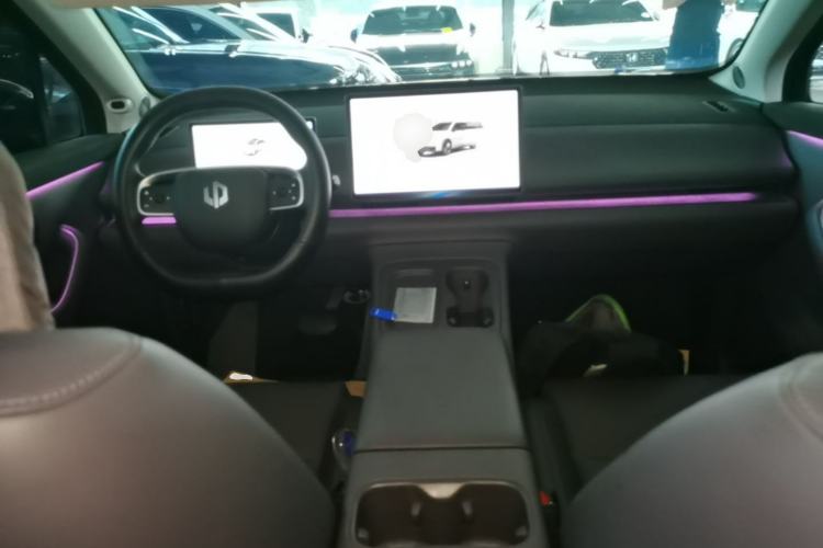 Used Leapmotor C16 2024 Range-Extended 200 Luxury Edition Center Console