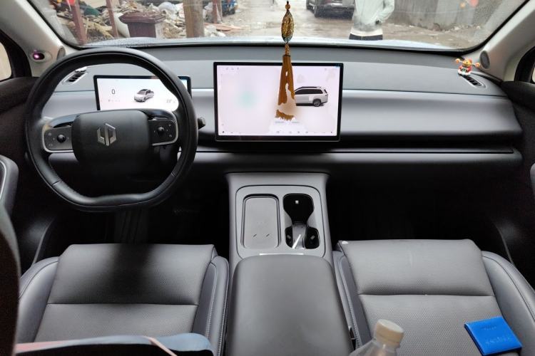 Used Leapmotor C16 2024 Range-Extended 200 Luxury Edition Center Console