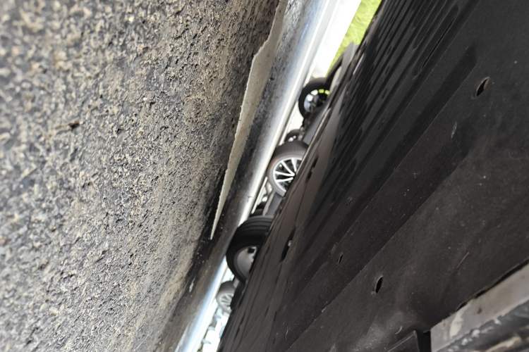 Used Leapmotor C16 2024 Range-Extended 200 Smart Enjoyment Edition Chassis Rear Right