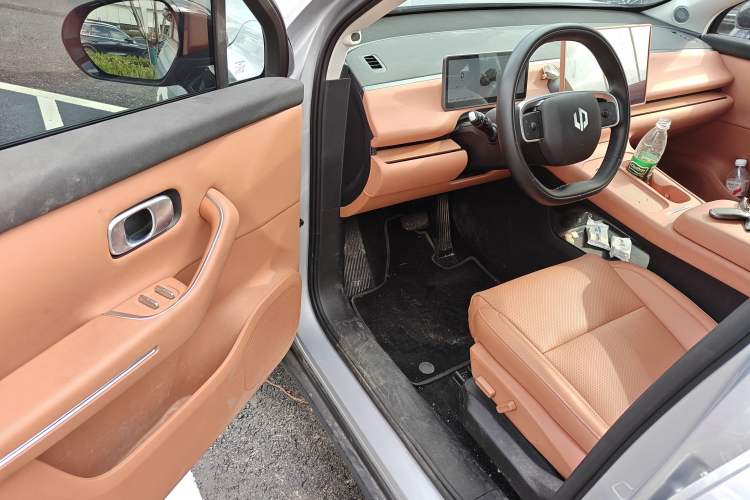 Used Leapmotor C16 2024 Range-Extended 200 Smart Enjoyment Edition Driver Seat
