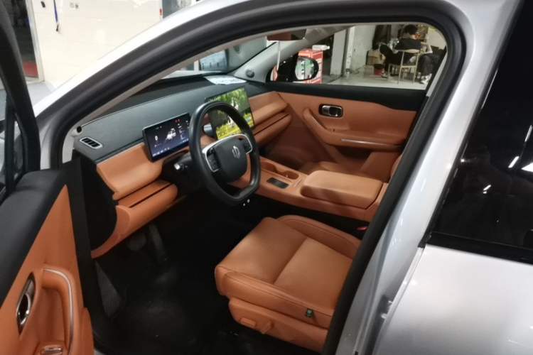 Used Leapmotor C16 2024 Range-Extended 200 Luxury Edition Driver Seat