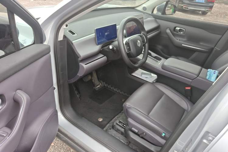 Used Leapmotor C16 2024 Range-Extended 200 LiDAR Edition Driver Seat