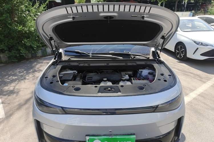 Used Leapmotor C16 2024 Range-Extended 200 LiDAR Edition Engine Bay