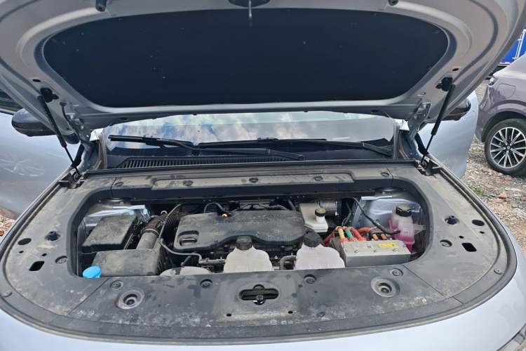 Used Leapmotor C16 2024 Range-Extended 200 LiDAR Edition Engine Bay
