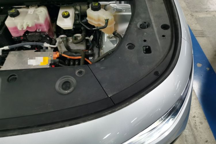 Used Leapmotor C16 2024 Pure Electric 520 Deluxe Edition Engine Bay Left