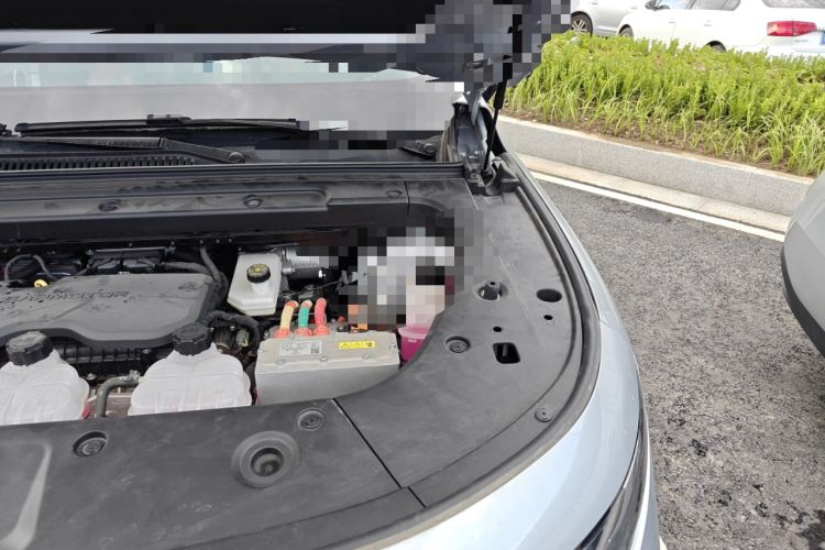 Used Leapmotor C16 2024 Range-Extended 200 Smart Enjoyment Edition Engine Bay Left