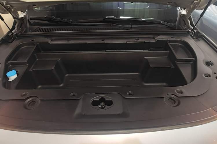 Used Leapmotor C16 2024 All-Electric 580 Luxury Edition Engine Bay