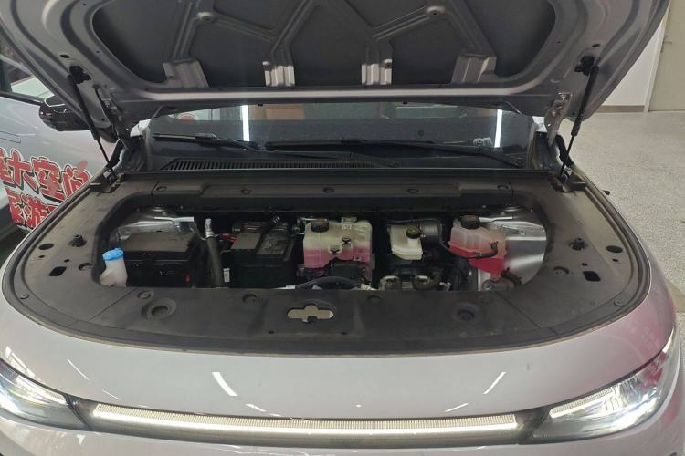 Used Leapmotor C16 2024 All-Electric 520 LiDAR Edition Engine Bay