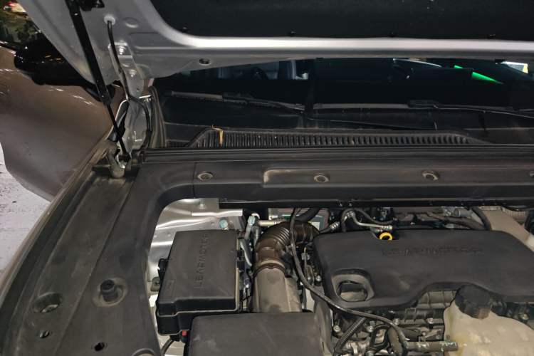 Used Leapmotor C16 2024 Range-Extended 200 Luxury Edition Engine Bay Right