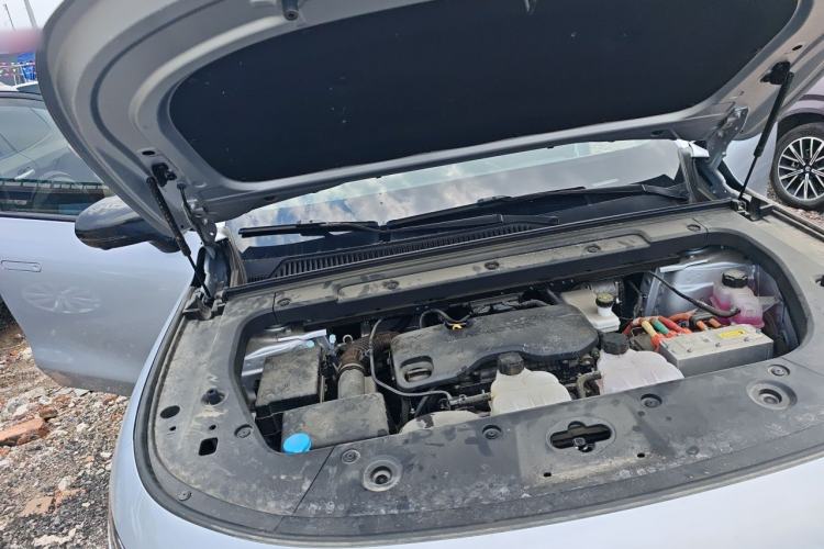Used Leapmotor C16 2024 Range-Extended 200 LiDAR Edition Engine Bay Right