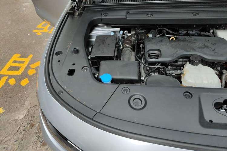 Used Leapmotor C16 2024 Range-Extended 200 Luxury Edition Engine Bay Right