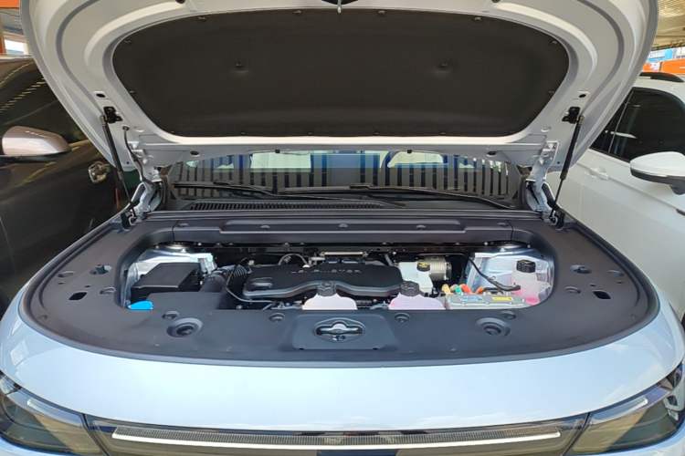 Used Leapmotor C16 2024 Range-Extended 200 Luxury Edition Engine Bay