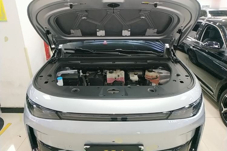 Used Leapmotor C16 2024 Pure Electric 520 Deluxe Edition Engine Bay