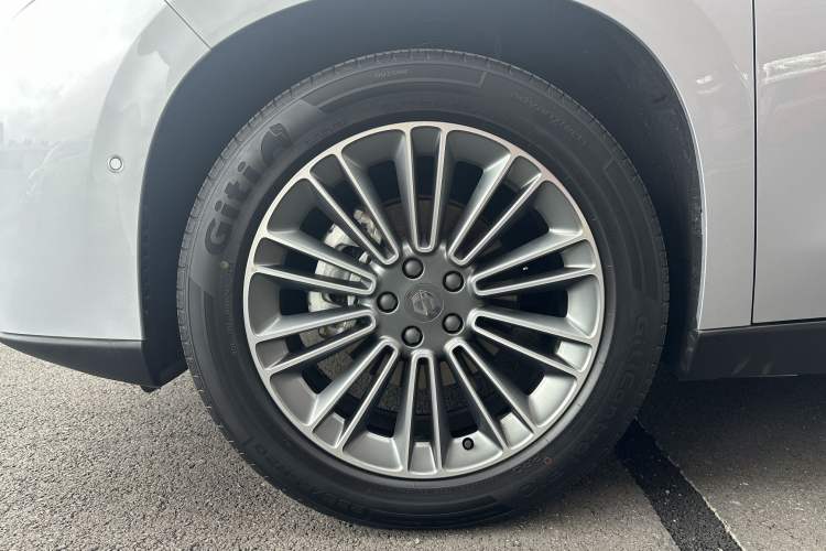 Used Leapmotor C16 2024 Range-Extended 200 Luxury Edition Exterior 11