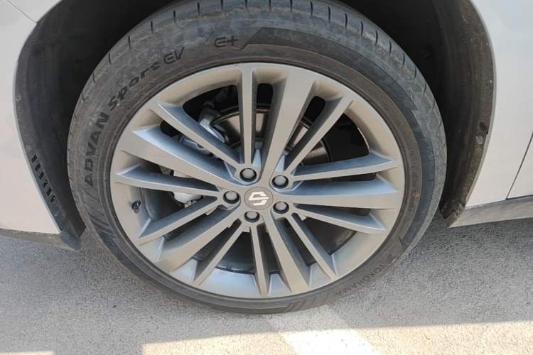 Used Leapmotor C16 2024 Range-Extended 200 LiDAR Edition Exterior 4