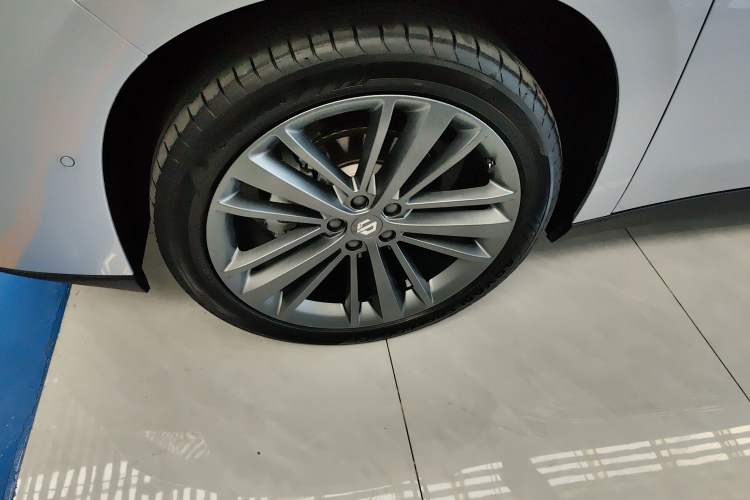 Used Leapmotor C16 2024 Range-Extended 200 Luxury Edition Exterior 4