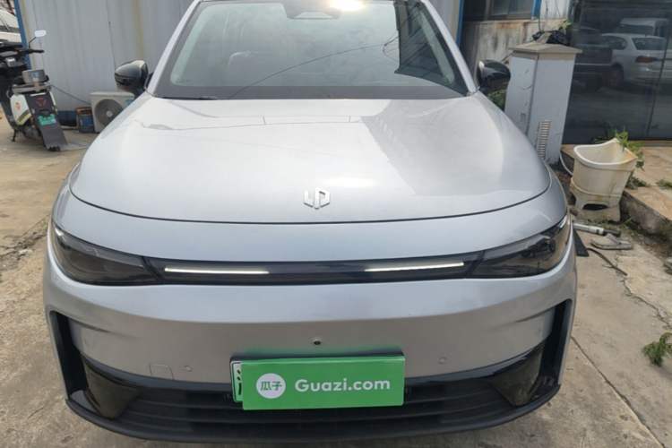 Used Leapmotor C16 2024 Pure Electric 520 Deluxe Edition Front