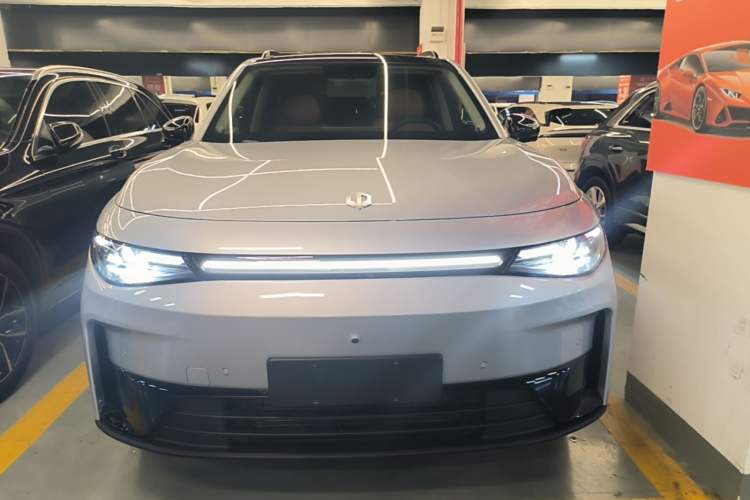 Used Leapmotor C16 2024 Range-Extended 200 Luxury Edition Front