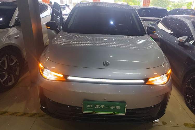 Used Leapmotor C16 2024 All-Electric 580 Luxury Edition Front