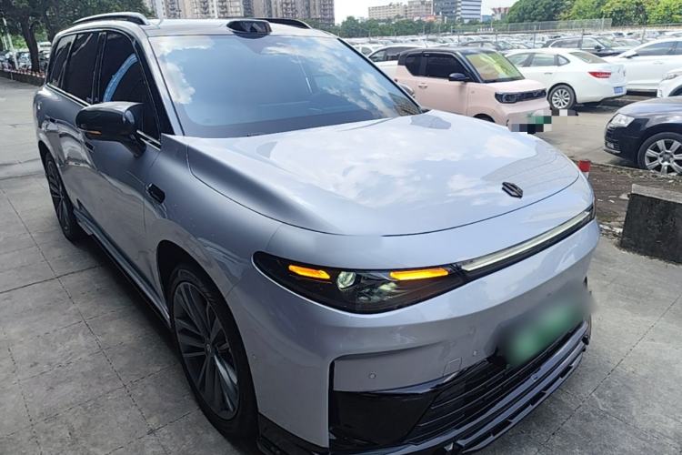 Used Leapmotor C16 2024 Range-Extended 200 LiDAR Edition Front Right 45 Deg