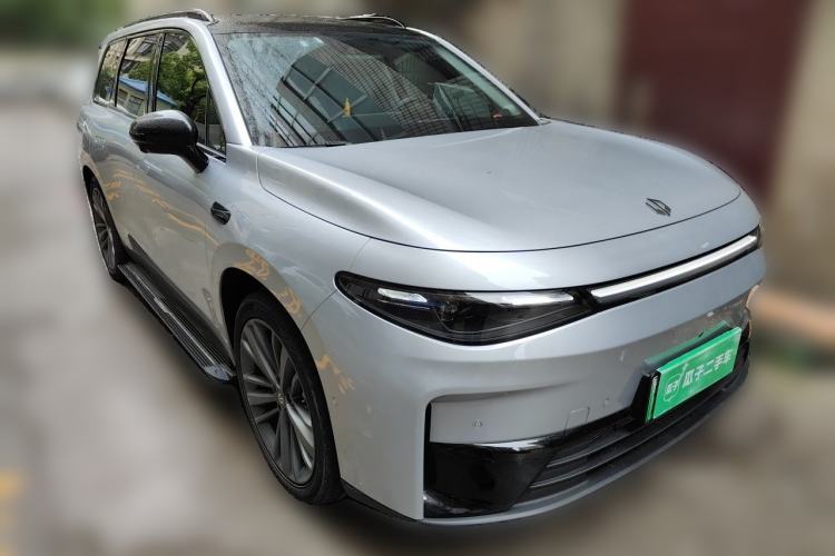 Used Leapmotor C16 2024 Range-Extended 200 Luxury Edition Front Right 45 Deg