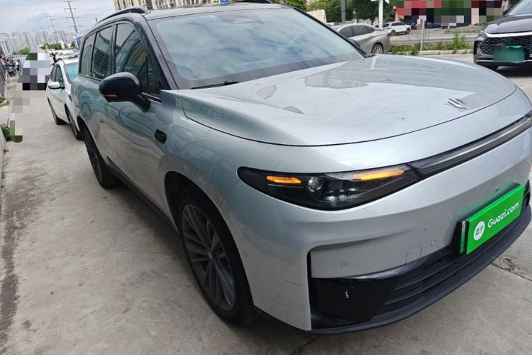 Used Leapmotor C16 2024 Range-Extended 200 Luxury Edition Front Right 45 Deg