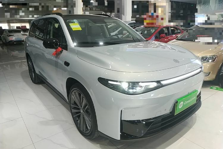 Used Leapmotor C16 2024 All-Electric 580 Luxury Edition Front Right 45 Deg