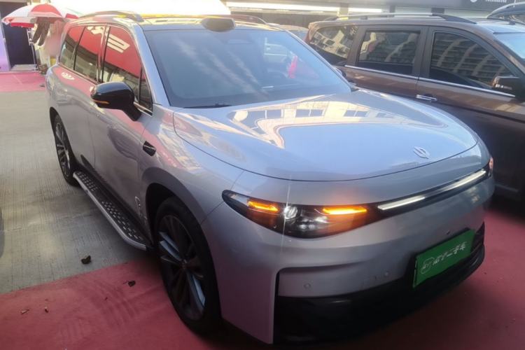Used Leapmotor C16 2024 All-Electric 520 LiDAR Edition Front Right 45 Deg
