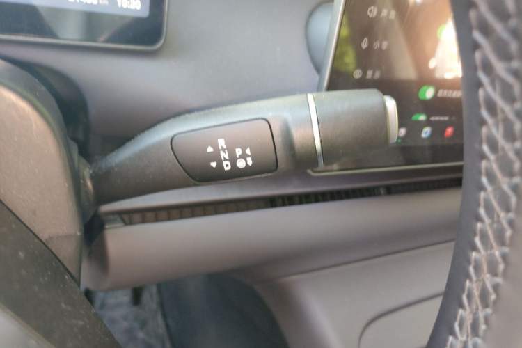 Used Leapmotor C16 2024 Range-Extended 200 Luxury Edition Gear Lever