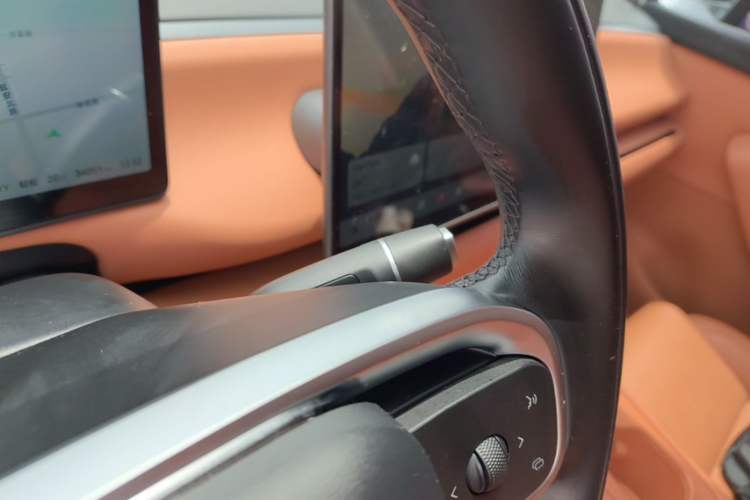 Used Leapmotor C16 2024 Range-Extended 200 Luxury Edition Gear Lever