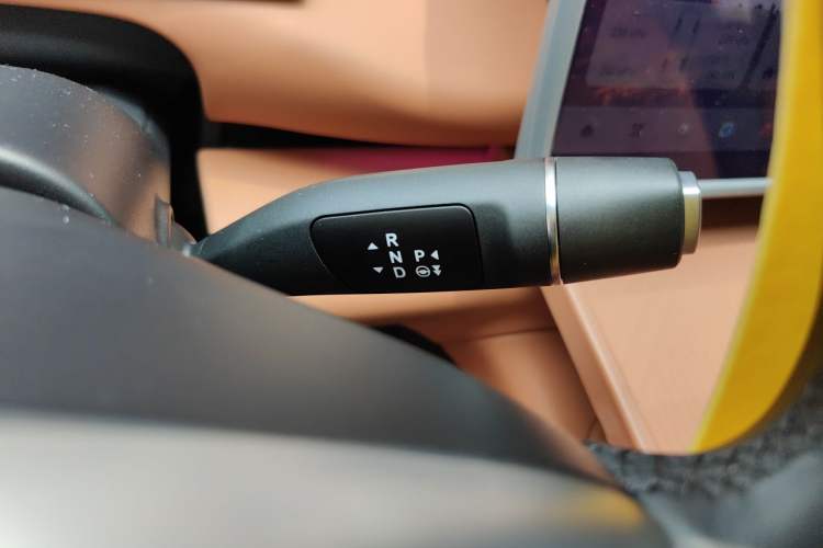 Used Leapmotor C16 2024 Range-Extended 200 LiDAR Edition Gear Lever