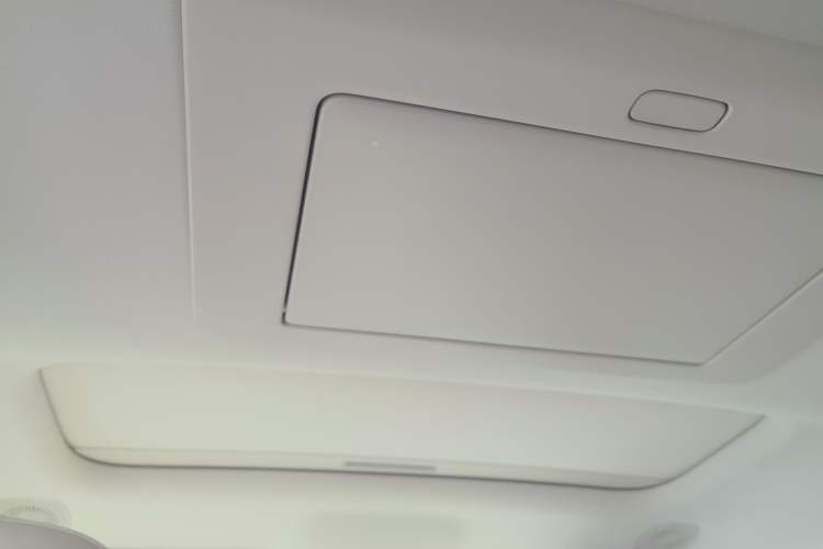 Used Leapmotor C16 2024 Pure Electric 520 Deluxe Edition Headliner