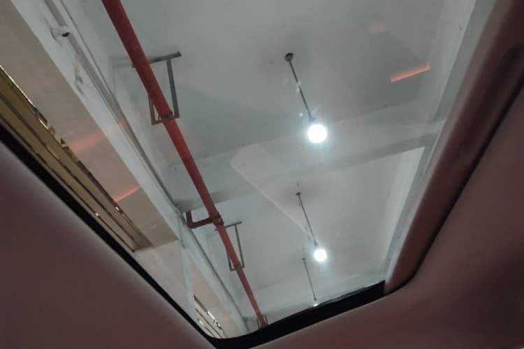 Used Leapmotor C16 2024 Pure Electric 520 Deluxe Edition Headliner