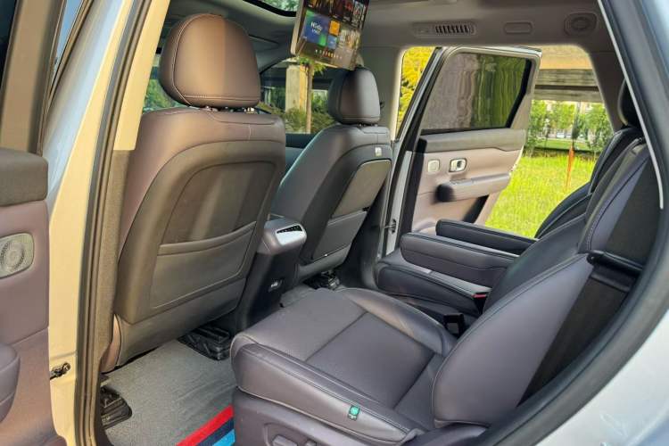 Used Leapmotor C16 2024 Range-Extended 200 Luxury Edition Headliner