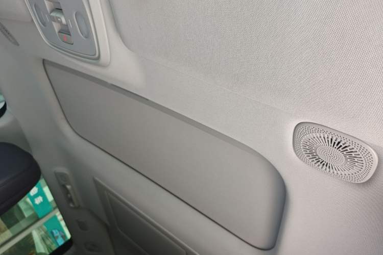 Used Leapmotor C16 2024 Range-Extended 200 Luxury Edition Headliner