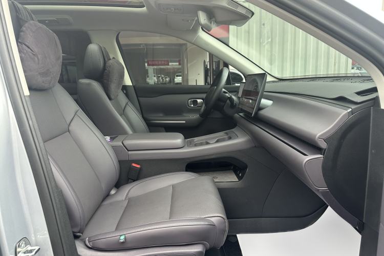 Used Leapmotor C16 2024 Range-Extended 200 Luxury Edition Interior 14