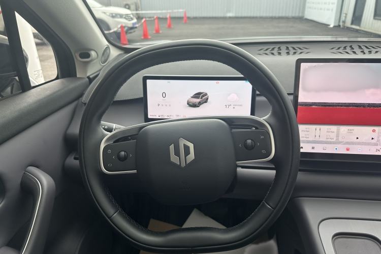 Used Leapmotor C16 2024 Range-Extended 200 Luxury Edition Interior 2
