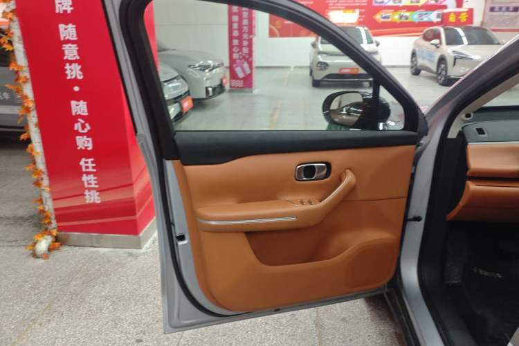 Used Leapmotor C16 2024 All-Electric 520 LiDAR Edition Interior 7