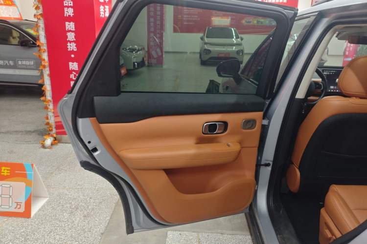 Used Leapmotor C16 2024 All-Electric 520 LiDAR Edition Interior 8