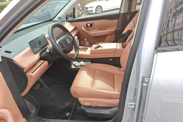 Used Leapmotor C16 2024 Range-Extended 200 Smart Enjoyment Edition Left Front Seat