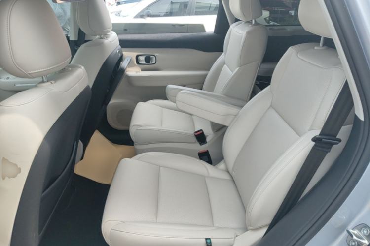 Used Leapmotor C16 2024 Pure Electric 520 Deluxe Edition Left Rear Seat