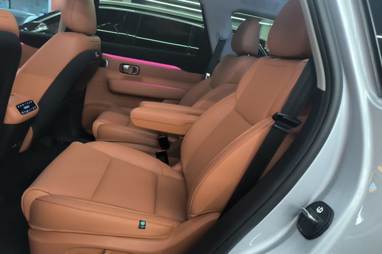 Used Leapmotor C16 2024 Range-Extended 200 Luxury Edition Left Rear Seat