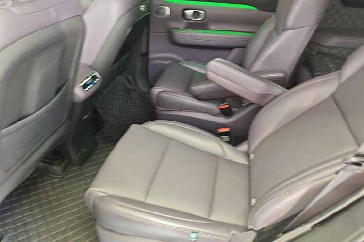 Used Leapmotor C16 2024 Pure Electric 520 Deluxe Edition Left Rear Seat