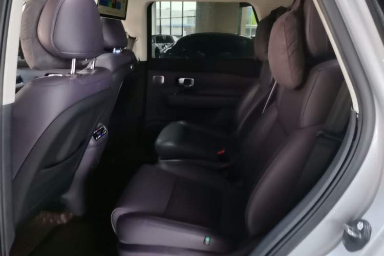 Used Leapmotor C16 2024 Pure Electric 520 Deluxe Edition Left Rear Seat
